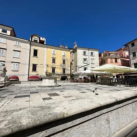 Secret Corner / Skriti Koticek Apartment Piran